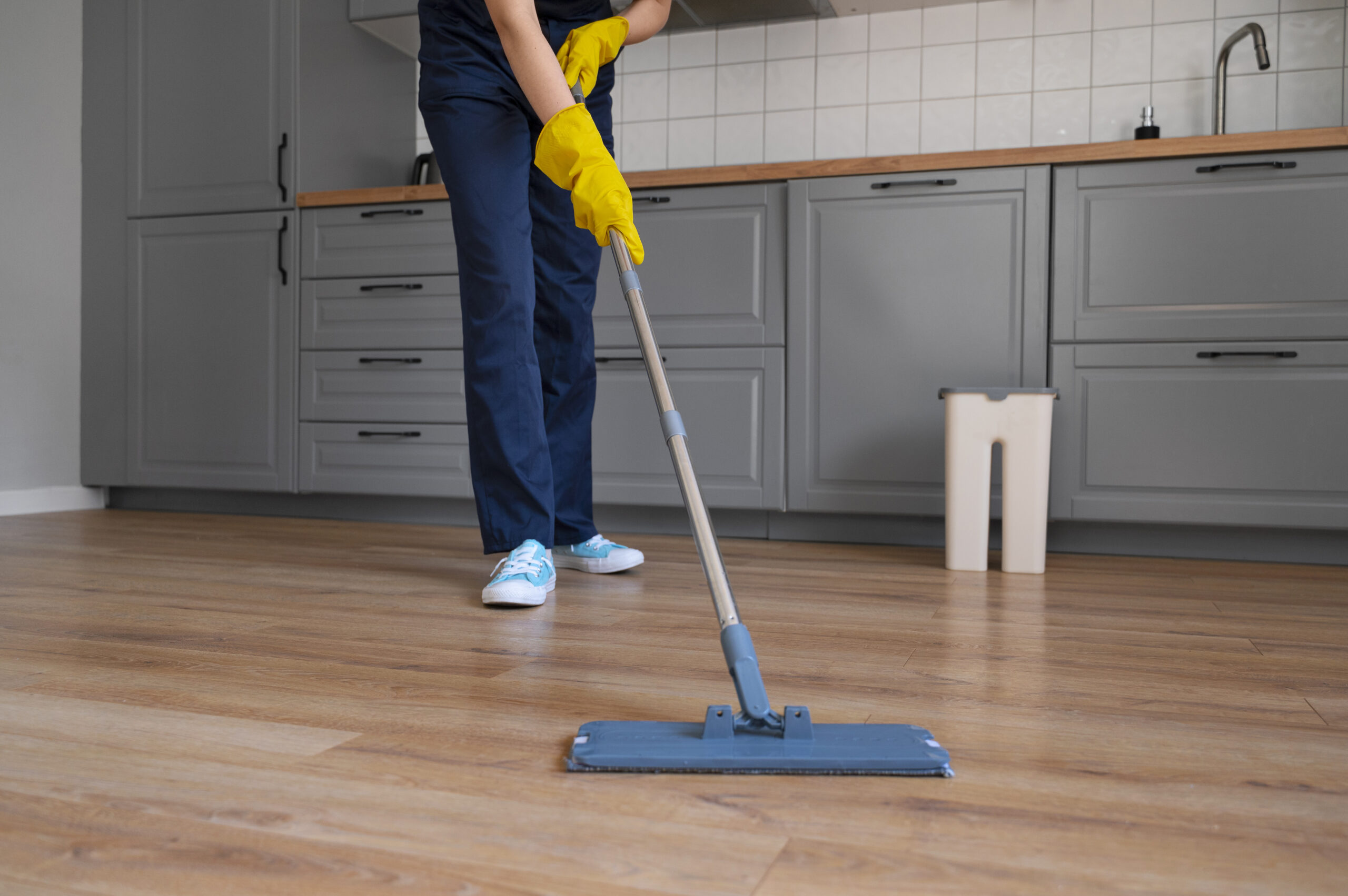 Floor scrubbing service